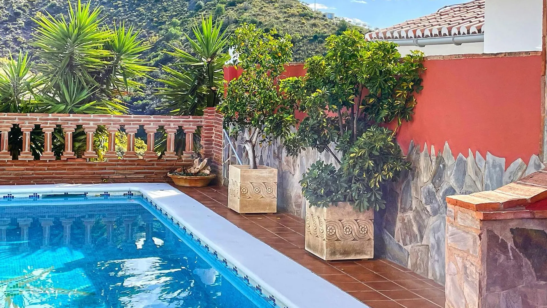 Villa Francisca Malaga 0*,